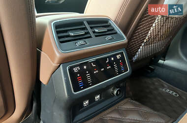Седан Audi A6 2019 в 