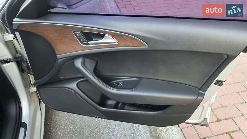 Седан Audi A6 2014 в Киеве