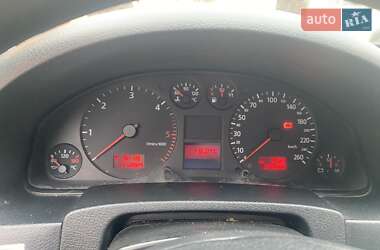 Универсал Audi A6 2001 в Славуте