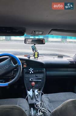 Седан Audi A6 1995 в Киеве