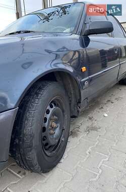 Седан Audi A6 1995 в Киеве