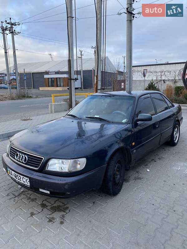 Седан Audi A6 1995 в Киеве