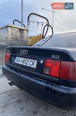 Седан Audi A6 1995 в Киеве