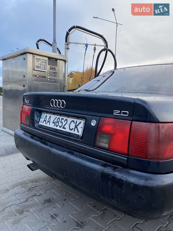 Седан Audi A6 1995 в Киеве