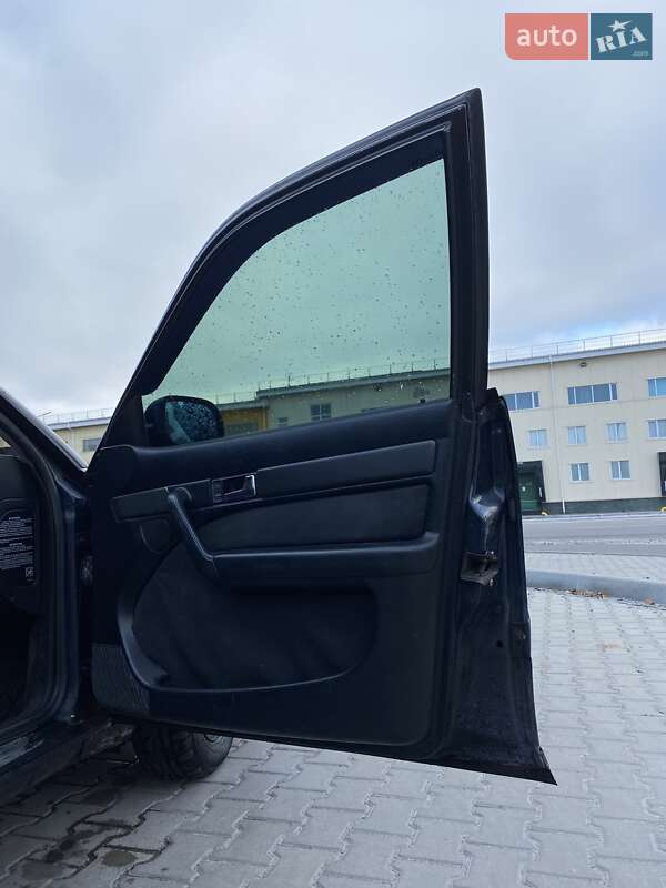 Седан Audi A6 1995 в Киеве