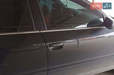 Седан Audi A6 2002 в 