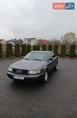 Седан Audi A6 1996 в Жовкві