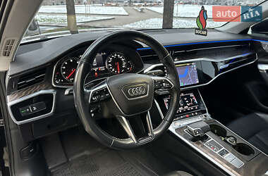 Седан Audi A6 2019 в 