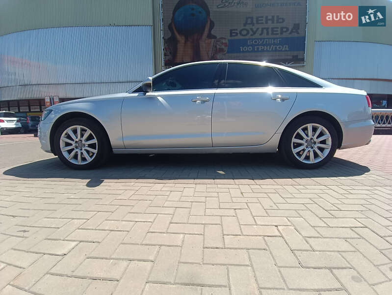 Седан Audi A6 2014 в Луцьку
