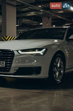 Седан Audi A6 2016 в 