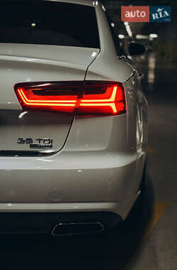 Седан Audi A6 2016 в 