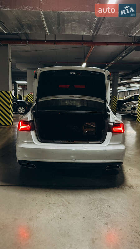Седан Audi A6 2016 в Одессе