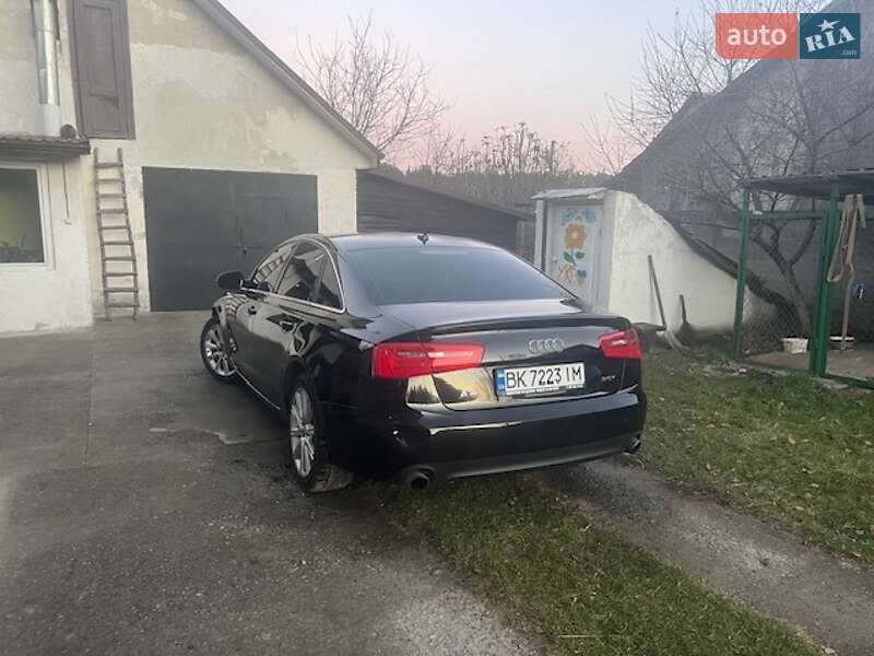 Седан Audi A6 2013 в Рівному
