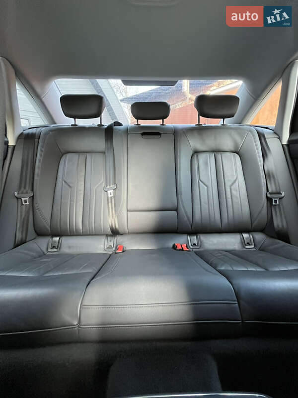 Седан Audi A6 2019 в Львове