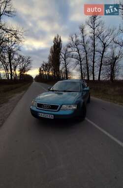 Универсал Audi A6 1998 в 