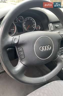 Седан Audi A6 2003 в 
