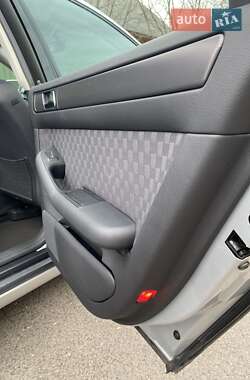 Седан Audi A6 2003 в 