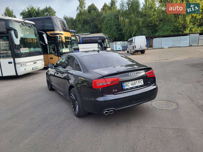 Седан Audi A6 2012 в Каменке-Бугской