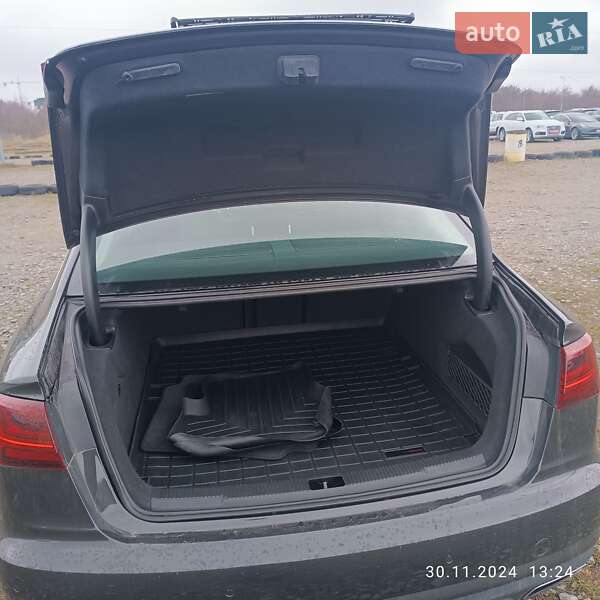 Седан Audi A6 2015 в Львове