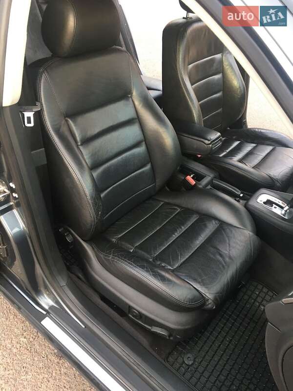 Универсал Audi A6 2003 в Ровно