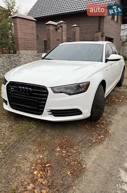 Седан Audi A6 2012 в 