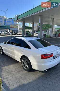 Седан Audi A6 2012 в 