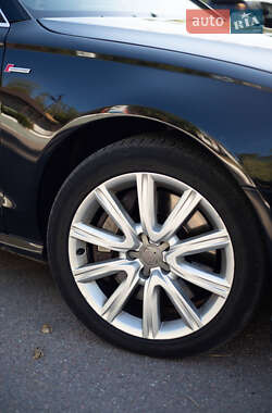 Седан Audi A6 2013 в 