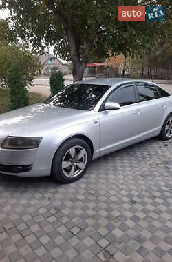 Седан Audi A6 2004 в Вознесенске