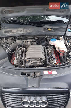 Седан Audi A6 2004 в 