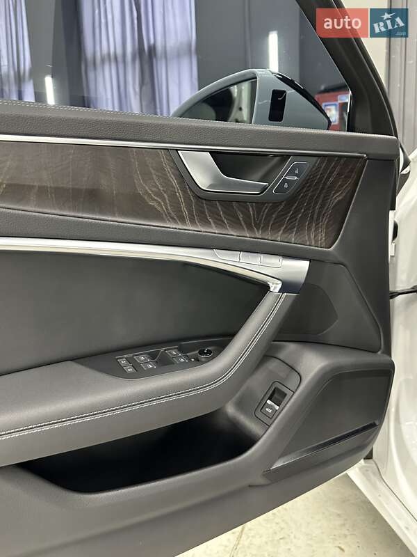 Седан Audi A6 2018 в Киеве