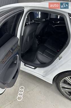 Седан Audi A6 2018 в 