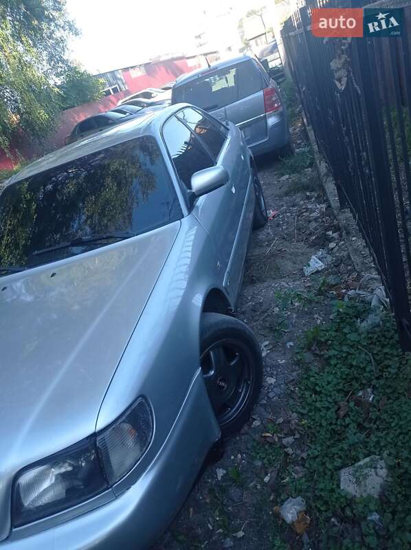 Седан Audi A6 1996 в Хмельницком