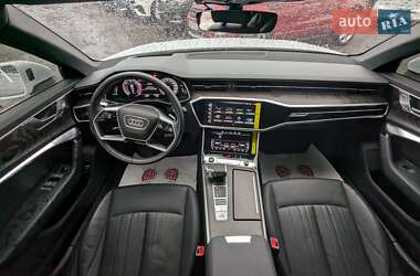 Седан Audi A6 2022 в Киеве