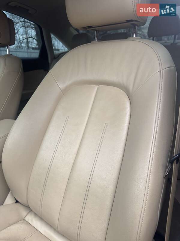 Седан Audi A6 2012 в Могилев-Подольске