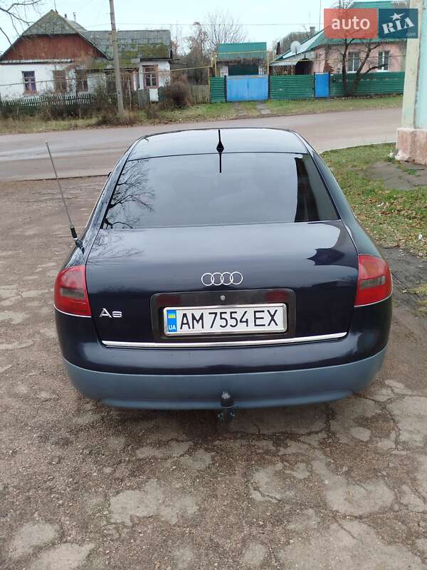 Седан Audi A6 2000 в Коростене