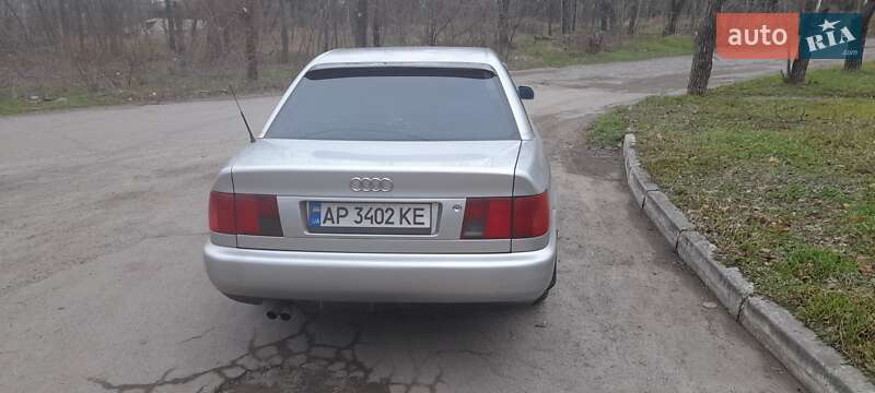 Седан Audi A6 1995 в Запорожье