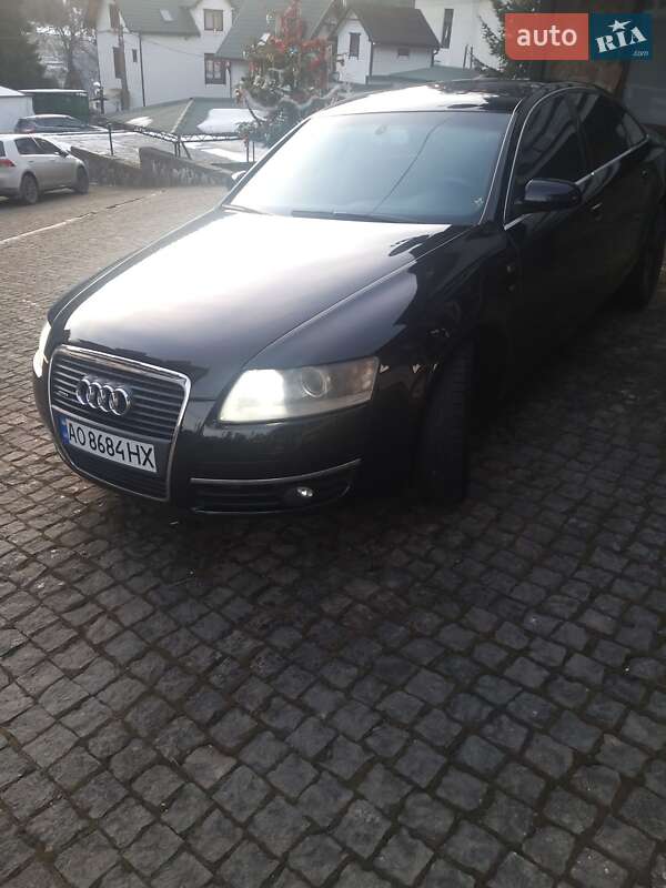 Седан Audi A6 2005 в Рахове