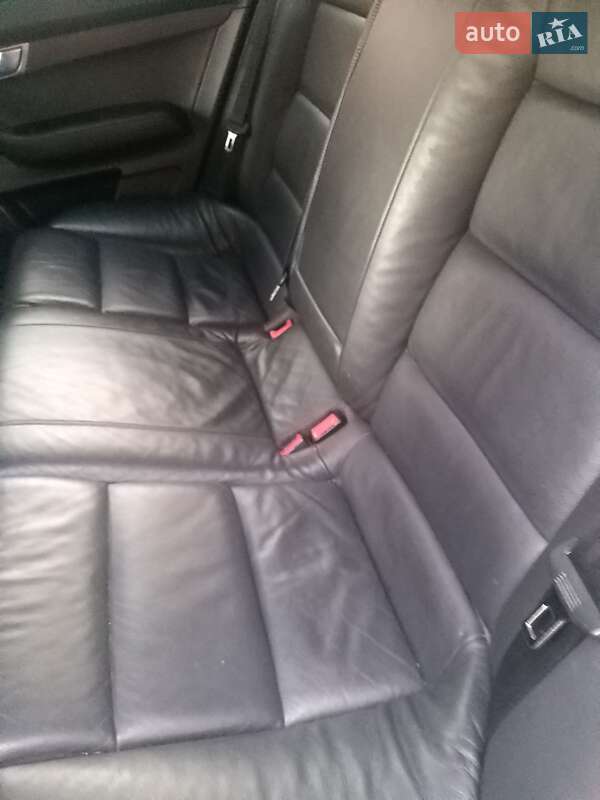 Седан Audi A6 2005 в Рахове