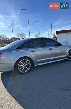Седан Audi A6 2015 в 
