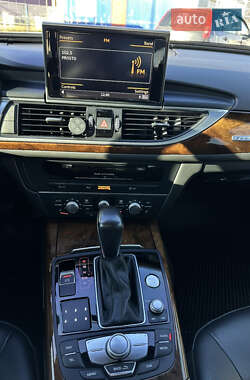 Седан Audi A6 2015 в 