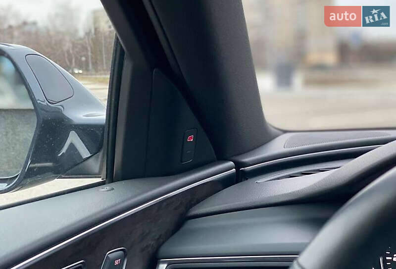 Седан Audi A6 2017 в Киеве