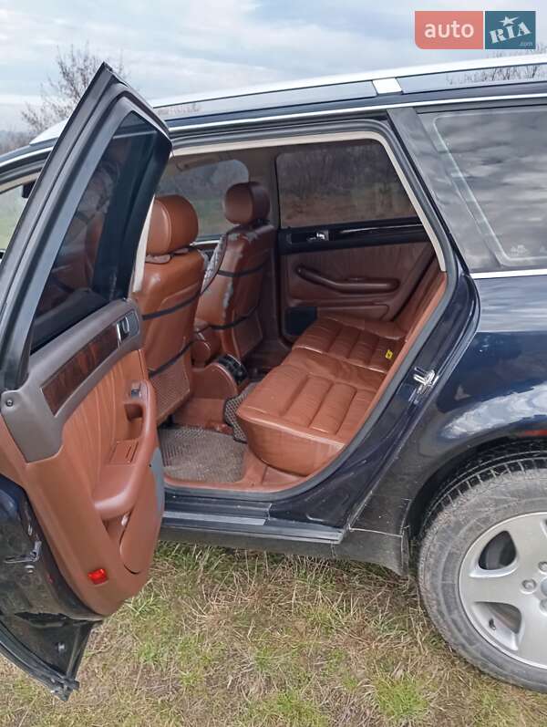 Универсал Audi A6 1998 в Ставище