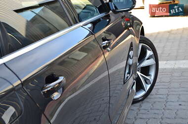 Седан Audi A6 2015 в 