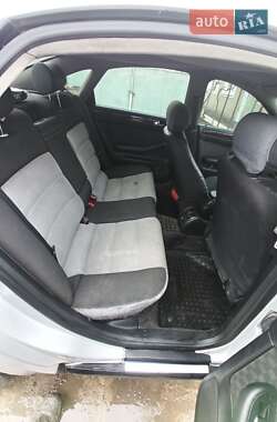 Седан Audi A6 2002 в 