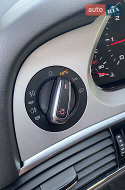 Седан Audi A6 2010 в 