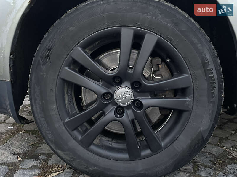 Седан Audi A6 2002 в Берегово