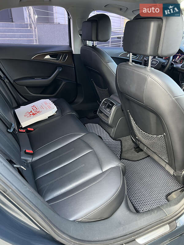 Седан Audi A6 2015 в Киеве