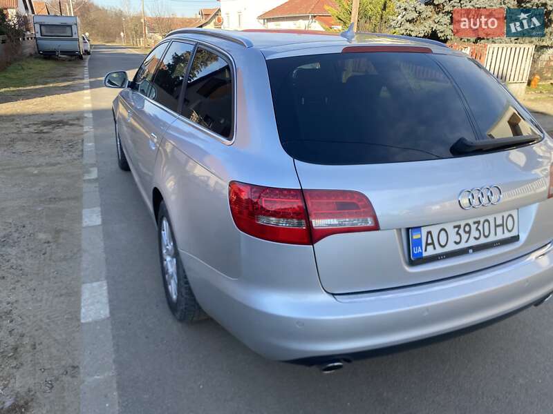 Седан Audi A6 2010 в Ужгороде
