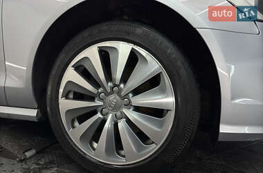Седан Audi A6 2015 в 