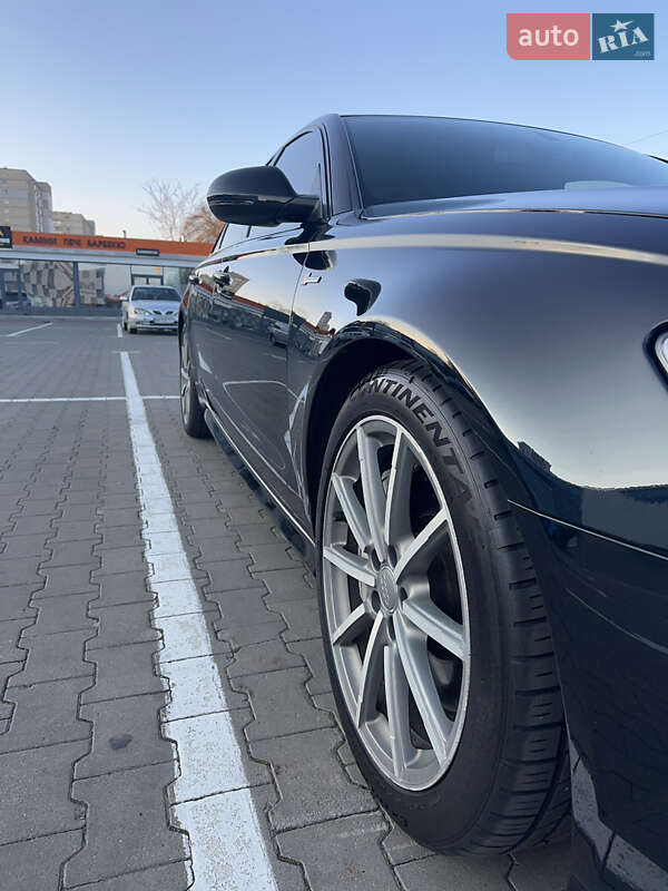 Седан Audi A6 2015 в Черновцах